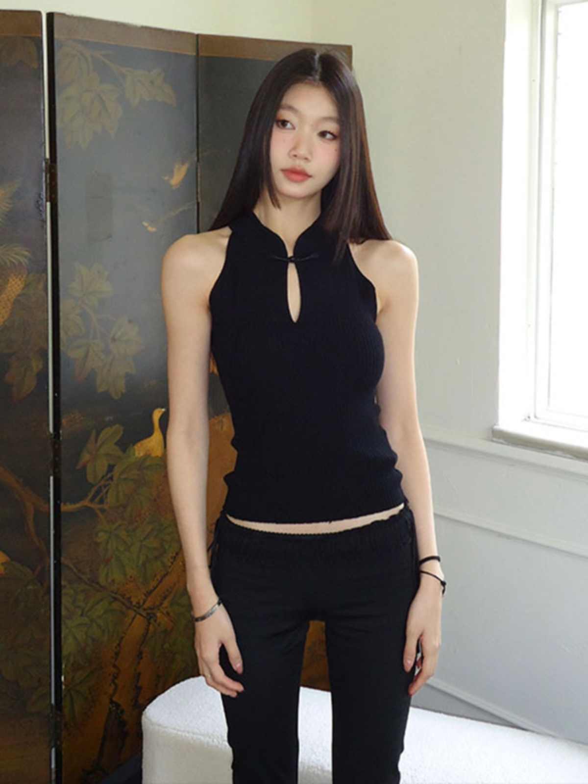 Stand Collar Retro Buckle Black Knitted Vest Women's Short Sleeveless Top