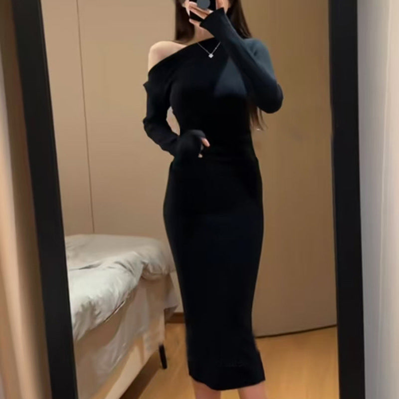 Off-the-shoulder Irregular Solid Color Bottoming Skirt Autumn And Winter